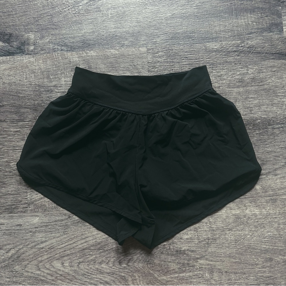 OFFLINE Flowy Short